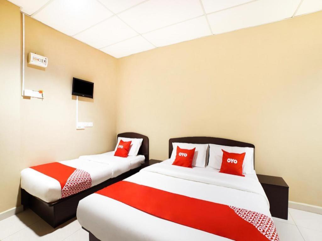 โอโย 89573 โฮเต็ล ลี วิว Hotel เมอร์ซิง ภายนอก รูปภาพ