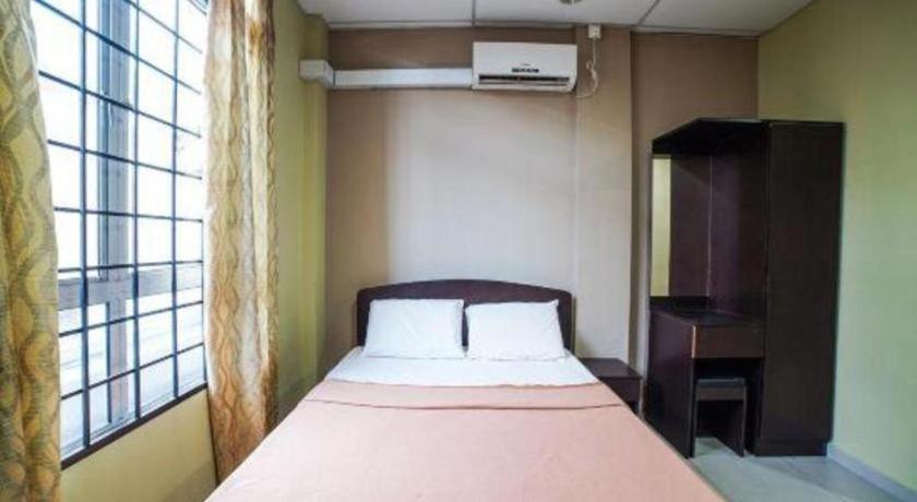 โอโย 89573 โฮเต็ล ลี วิว Hotel เมอร์ซิง ภายนอก รูปภาพ