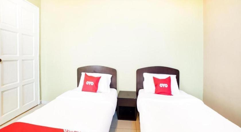 โอโย 89573 โฮเต็ล ลี วิว Hotel เมอร์ซิง ภายนอก รูปภาพ