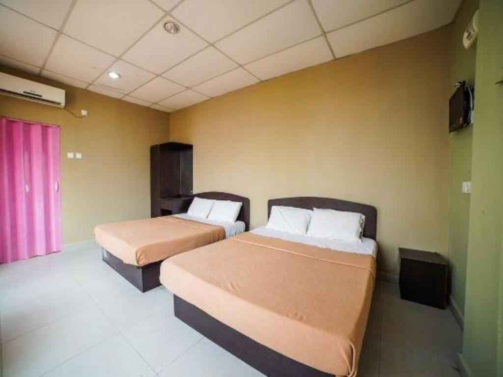โอโย 89573 โฮเต็ล ลี วิว Hotel เมอร์ซิง ภายนอก รูปภาพ