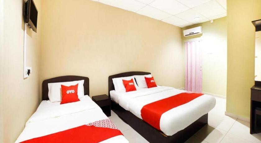 โอโย 89573 โฮเต็ล ลี วิว Hotel เมอร์ซิง ภายนอก รูปภาพ