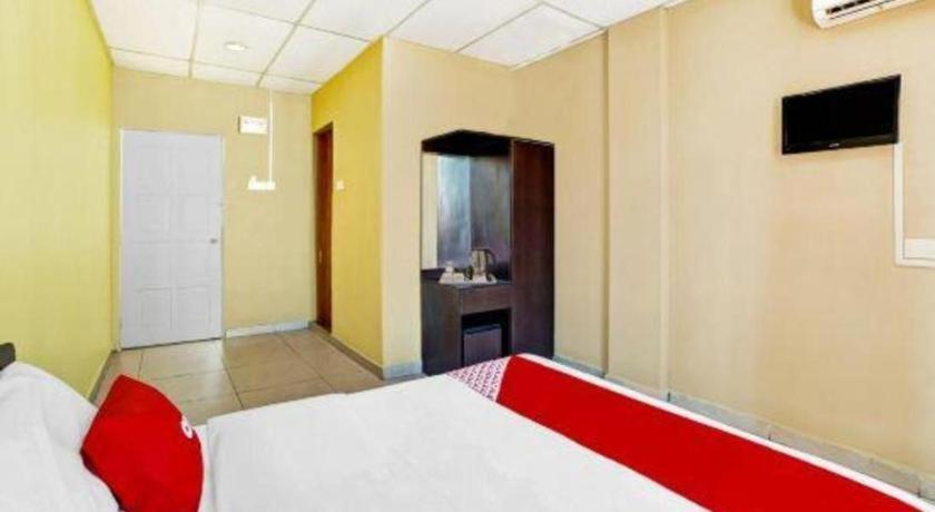 โอโย 89573 โฮเต็ล ลี วิว Hotel เมอร์ซิง ภายนอก รูปภาพ